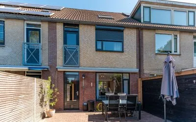 Tussenwoning te koop: Prinsenweg 86, Elst Centrum Elst Ut