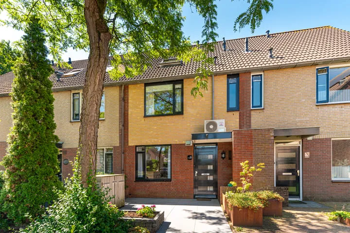 Tussenwoning te koop: Prinsenweg 86, Elst Centrum Elst (Ut)