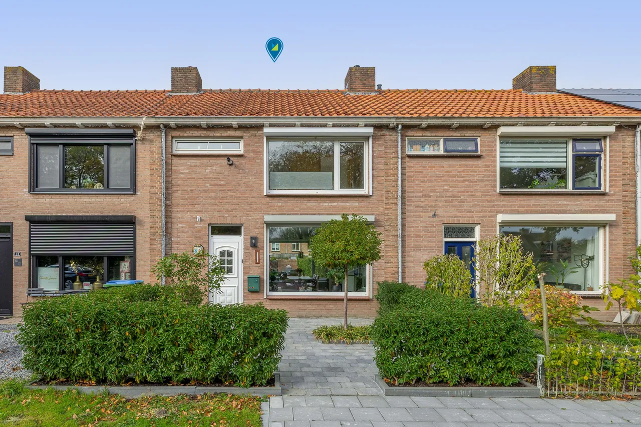 Tussenwoning te koop: Prinses Beatrixstraat 15, Fijnaart