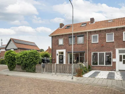 Hoekwoning te koop: Prinses Beatrixstraat 16, Stavenisse