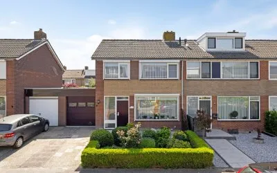 Tussenwoning te koop: Prinses Beatrixstraat 27, Zegveld (dorp) Zegveld
