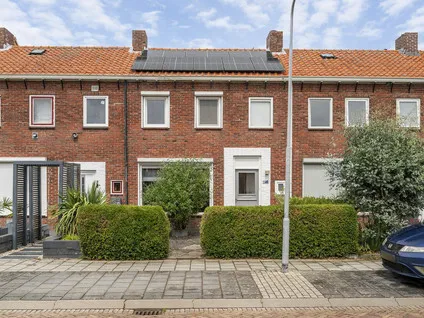 Tussenwoning te koop: Prinses Beatrixstraat 6, Stavenisse Stavenisse