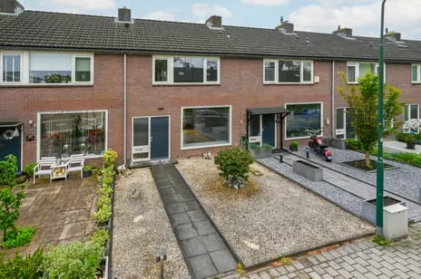 Tussenwoning te koop: Prinses Beatrixweg 13, Kockengen Dorp Kockengen