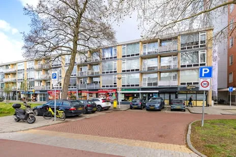 Appartement te koop: Prinses Irenelaan 8, Zeeheldenbuurt Alphen Aan Den Rijn
