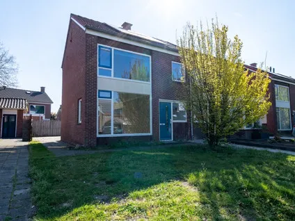 Twee-onder-één-kap te koop: Prinses Irenestraat 22, Markelo Markelo