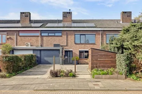 Tussenwoning te koop: Prinses Margrietlaan 7, Vaart Zuid Vlaardingen