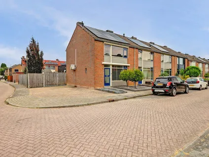 Hoekwoning te koop: Prinses Margrietstraat 1, Millingen aan de Rijn-Oost Millingen Aan De Rijn