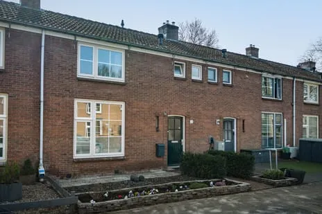 Tussenwoning te koop: Prinses Beatrixlaan 29, Brummen