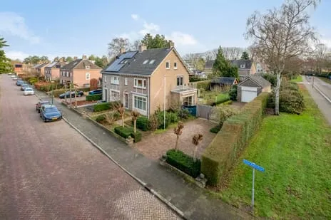 Twee-onder-één-kap te koop: Prinses Beatrixstraat 27, Prinsessenbuurt Kaatsheuvel