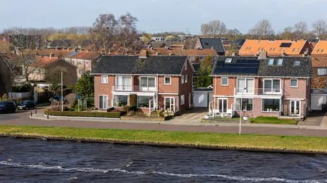 Tussenwoning te koop: Prinses Beatrixweg 7, Grou Grou