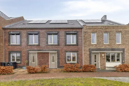 Tussenwoning te koop: Prinses Catharina-Amalialaan 8, Hoofddorp Toolenburg Zuid Hoofddorp