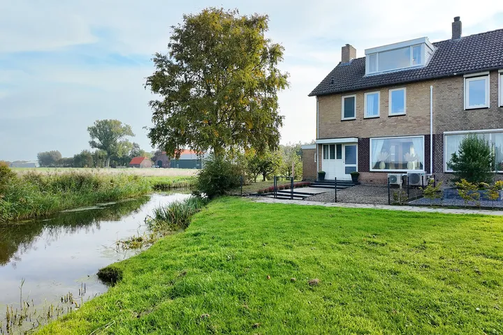 Woning te koop: Prinses Christinastraat, Willemstad