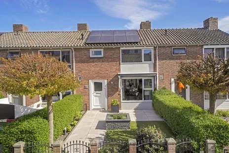 Tussenwoning te koop: Prinses Irenelaan 44, Koestal Katwijk (Zh)