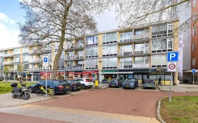 Appartement te koop: Prinses Irenelaan 8, Zeeheldenbuurt Alphen Aan Den Rijn