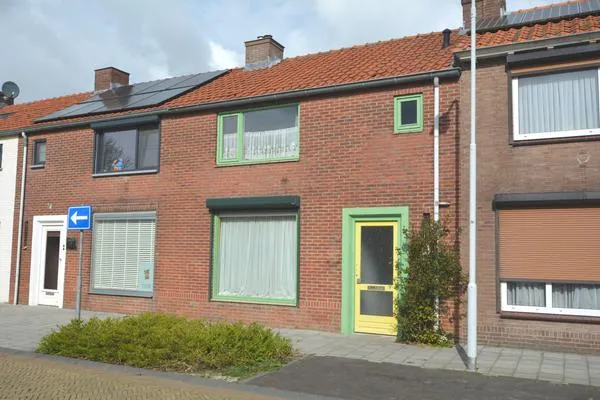 Tussenwoning te koop: Prinses Irenestraat 11, Schoondijke Schoondijke