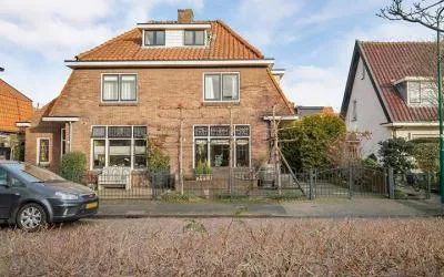 Semi-detached for sale: Prinses Julianastraat 21, Spakenburg Bunschoten-Spakenburg
