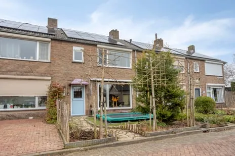 Tussenwoning te koop: Prinses Margrietstraat 6, Hedel Hedel