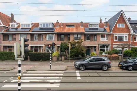 Tussenwoning te koop: Prinses Mariannelaan 172, Voorburg West noord Voorburg