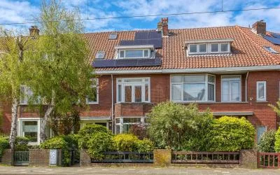 Tussenwoning te huur: Prinses Mariannelaan 264, Voorburg West noord Voorburg