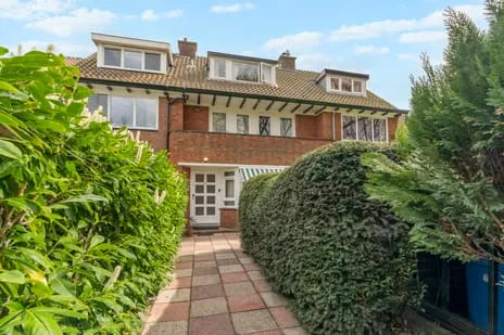 Tussenwoning te koop: Prinses Marielaan 1A, De Paauw Wassenaar