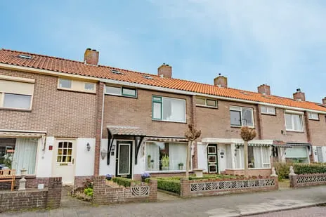 Tussenwoning te koop: Prinses Marijkelaan 4, Koestal Katwijk (Zh)