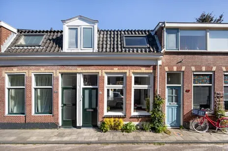 Tussenwoning te koop: Prinses Wilhelminastraat 38, Tuinstadwijk Leiden