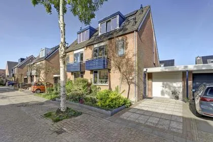 Tussenwoning te koop: Prinsessenpark 37, Prinsessenbuurt Zwijndrecht