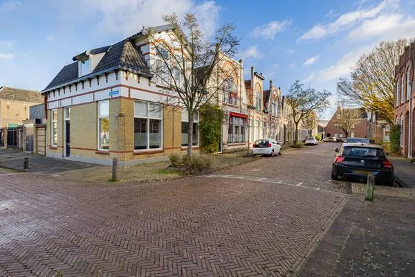 Hoekwoning te koop: Priorstraat 2, Noordoosthoek Sneek