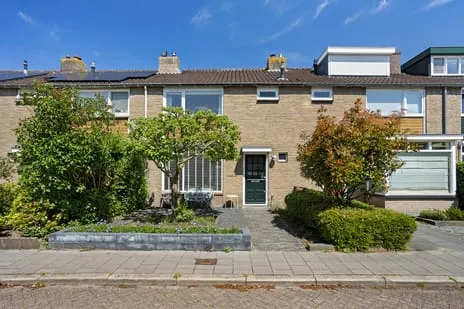 Tussenwoning te koop: Prof. Buyslaan 64, Professorenwijk Baarn