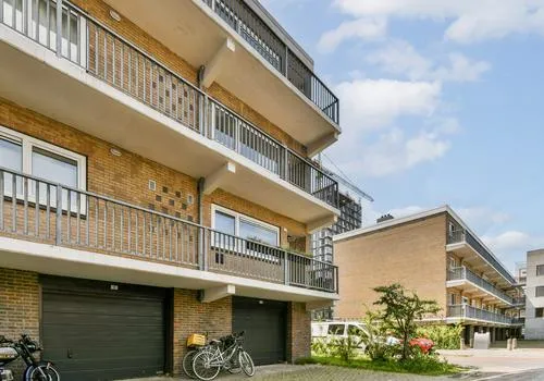 Appartement te koop: Prof. Lorentzlaan 22, Elsrijk Oost Amstelveen