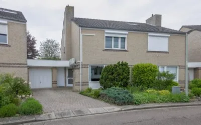Tussenwoning te koop: Prof. van Itersonstraat 218, Welten-Dorp Heerlen