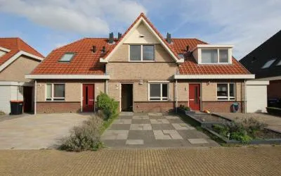 Terraced house for sale: Prof. Willem Schermerhornstraat 12, Grootschermer Grootschermer