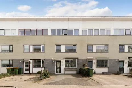 Tussenwoning te koop: Prof. Oudpark 67, De Parken Ede