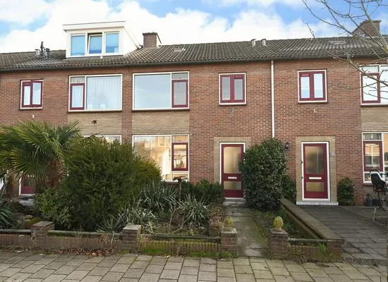Tussenwoning te koop: Prof. van Vollenhovenlaan 22, Professorenwijk Baarn