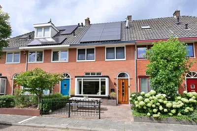 Terraced house for sale: Professor De Jongstraat 5, Kleine Driftbuurt Hilversum