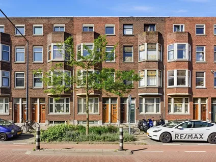 Appartement te koop: Professor Kamerlingh Onneslaan 113B2, Singelkwartier Schiedam