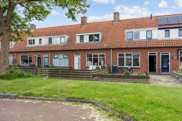Tussenwoning te koop: Professor Schotanusstraat 9, Franeker Professorenbuurt Franeker