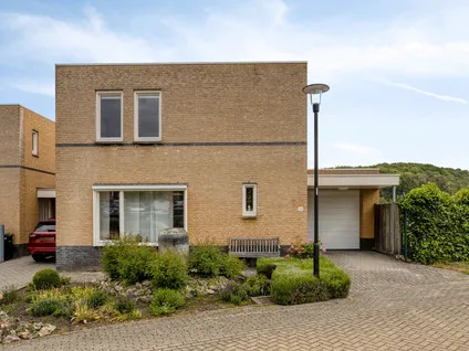 Hoekwoning te koop: Professor von Kármánstraat 50, Vaals Vaals