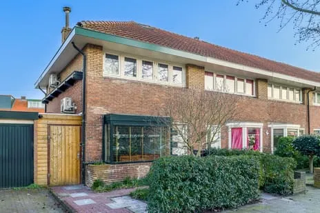 Tussenwoning te koop: Professor Dondersstraat 12, Kleine Driftbuurt Hilversum