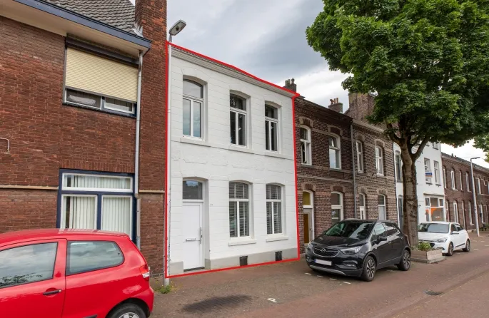 Tussenwoning te koop: Proosdijweg 55, Mariaberg Maastricht