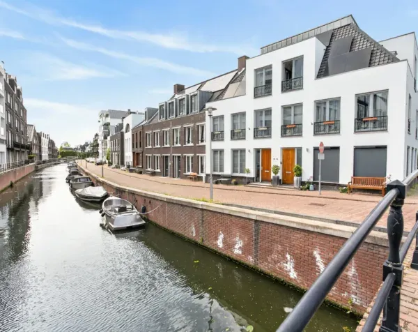 Terraced house for sale: Proostwetering 88, Op Buuren Maarssen