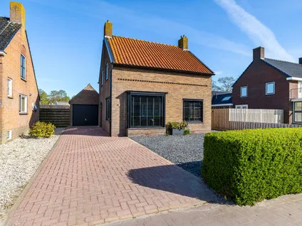 Vrijstaande woning te koop: Provincialeweg 73, Doezum
