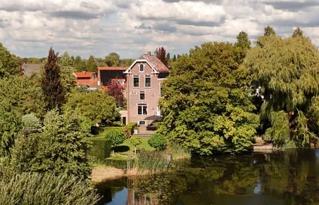 Vrijstaande woning te koop: Provincialeweg Noord 1, Almkerk west Almkerk