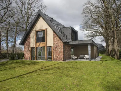 Vrijstaande woning te koop: Provincialeweg Zuna 4, Verspreide huizen Zuna Zuna