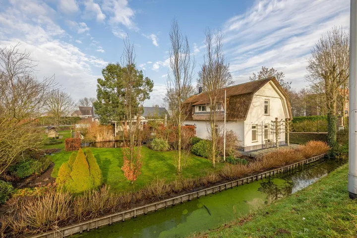 Vrijstaande woning te koop: Provincialeweg Oost 64, Boven-Haastrecht Haastrecht