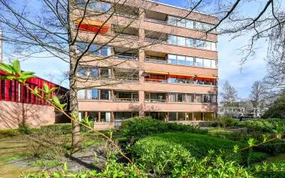 Appartement te koop: Provinciënlaan 1A24, Van Merlenbuurt en Valkenburgerplein en omgeving Heemstede