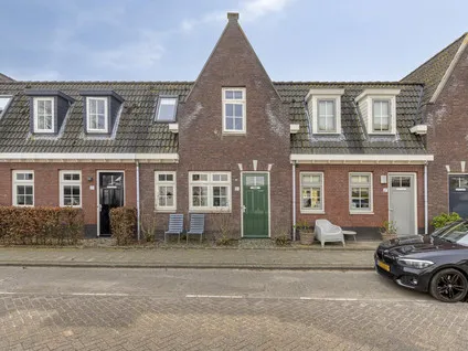 Tussenwoning te koop: Pruimendijk 2C, Ridderkerk