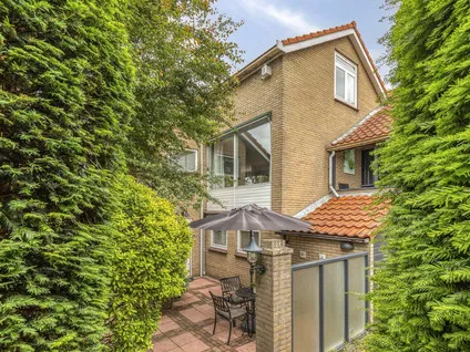 Hoekwoning te koop: Pruimendijk 33, Rijsoord Ridderkerk