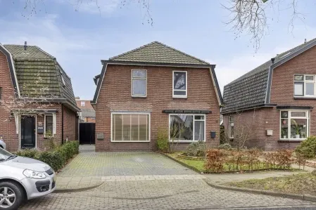 Twee-onder-één-kap te koop: Pruisische Veldweg 36, Veldwijk-Zuid Hengelo
