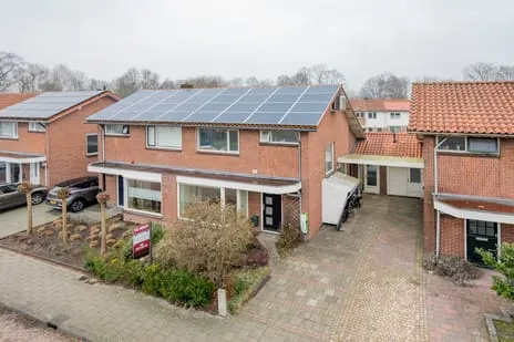 Tussenwoning te koop: Prunuslaan 15, Leusden
